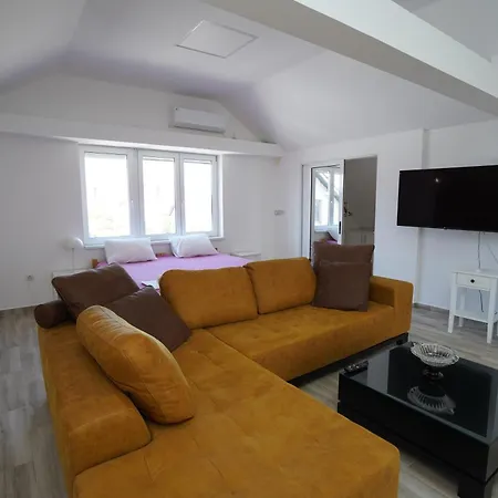 Apartament Vujovic *