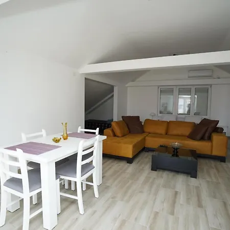 דירה Vujovic קלדאבו